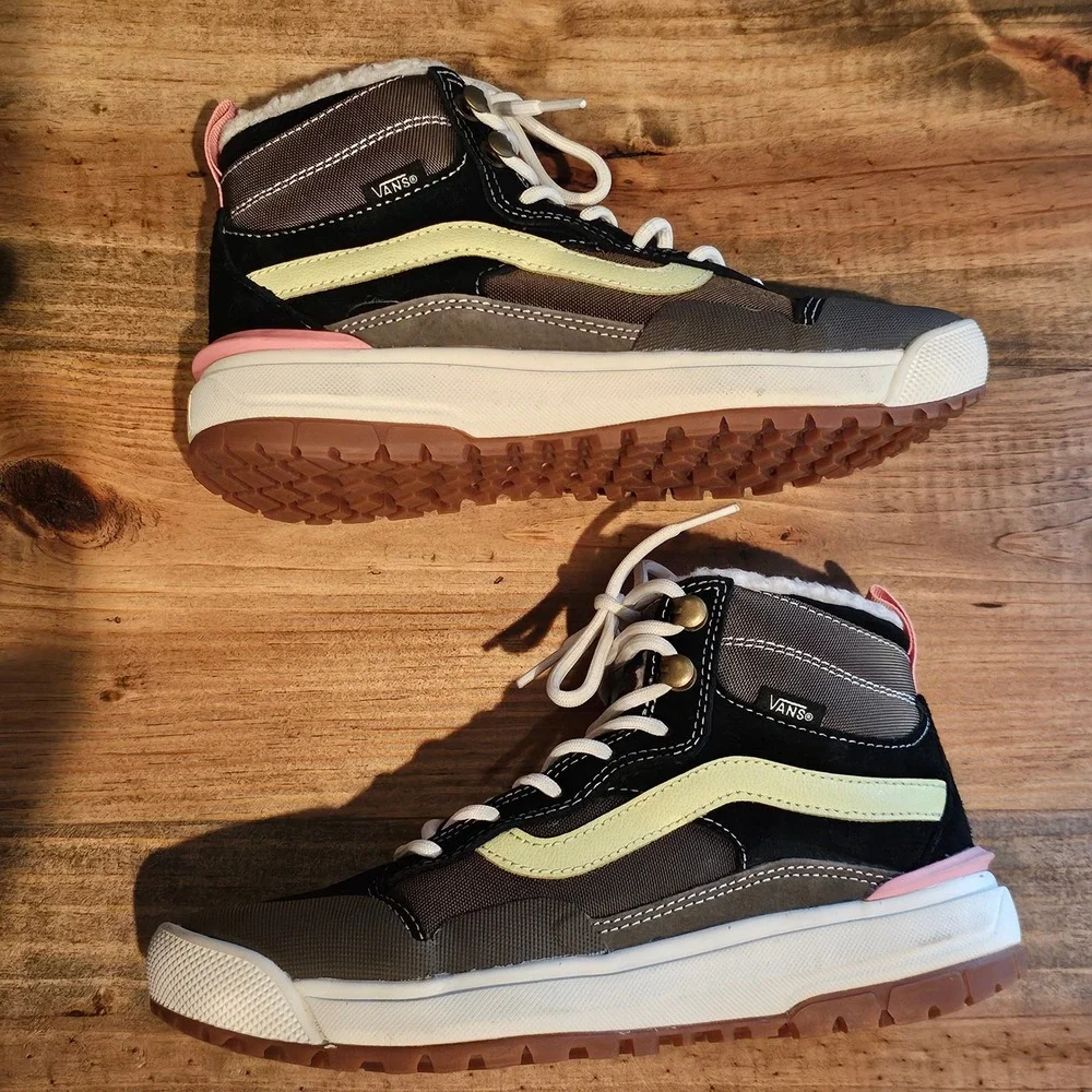 Vans Youth UltraRange EXO Hi MTE-1 Sneaker Boot Black Brown Pink Sherpa Lined 5 - Picture 7 of 10